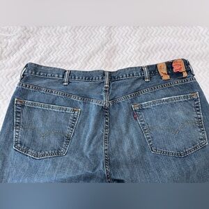 LEVI’s Jeans 44x32